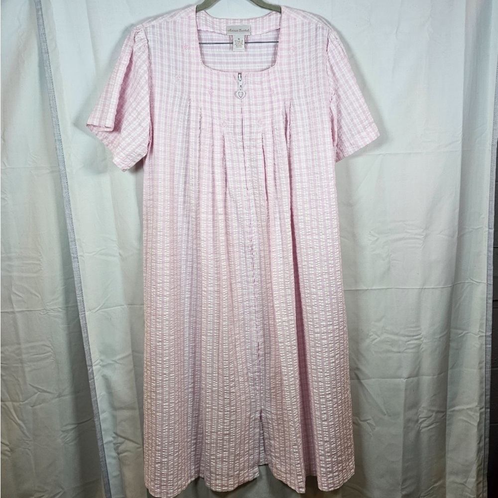 Vintage 100% Cotton Seersucker Housedress Robe Medium by Intimate Essentials